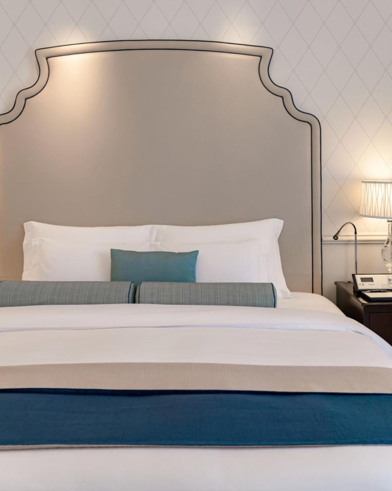 Atlantis Suite Near Delhi Airport Hotel