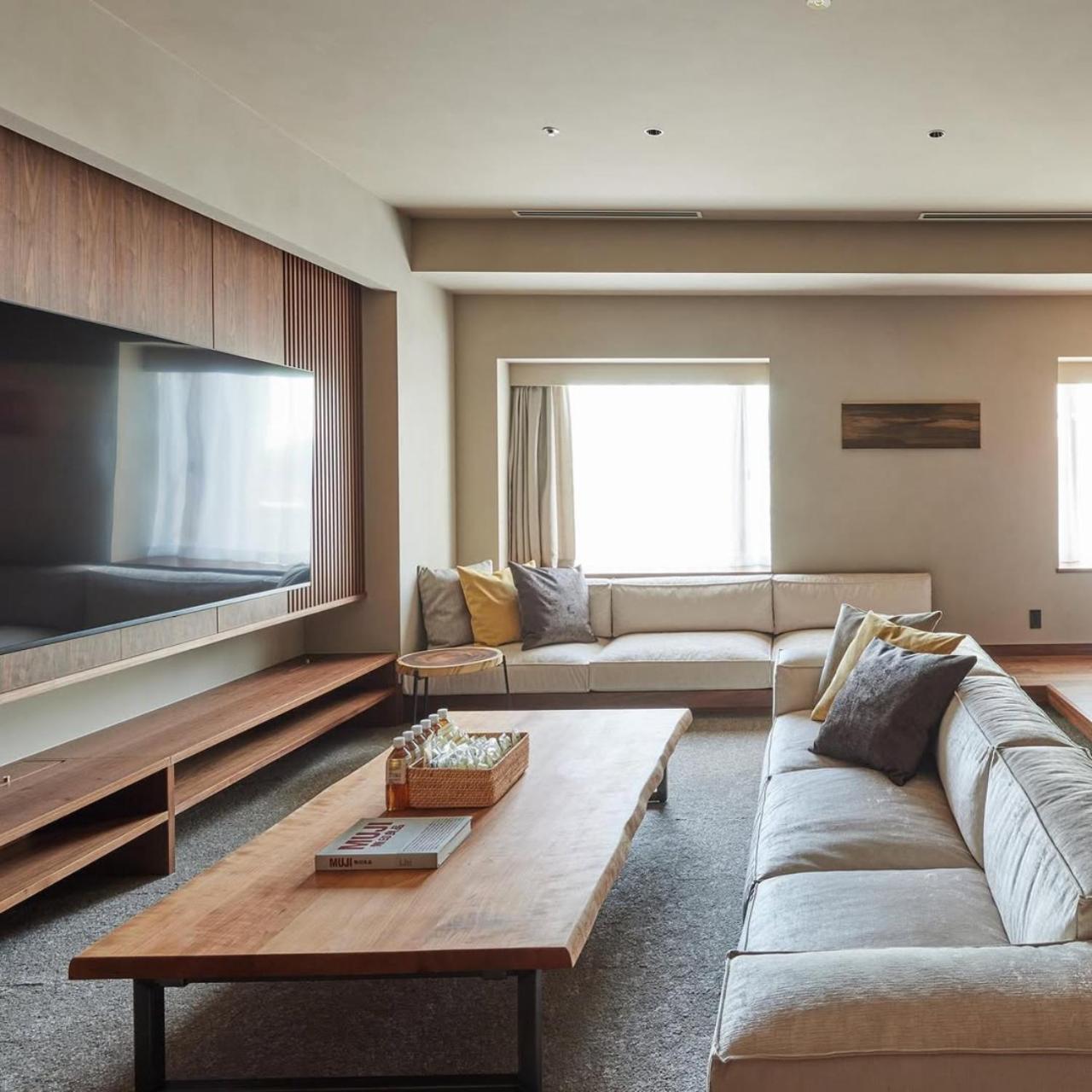 Atlantis Suite Near Delhi Airport Hotel New Delhi